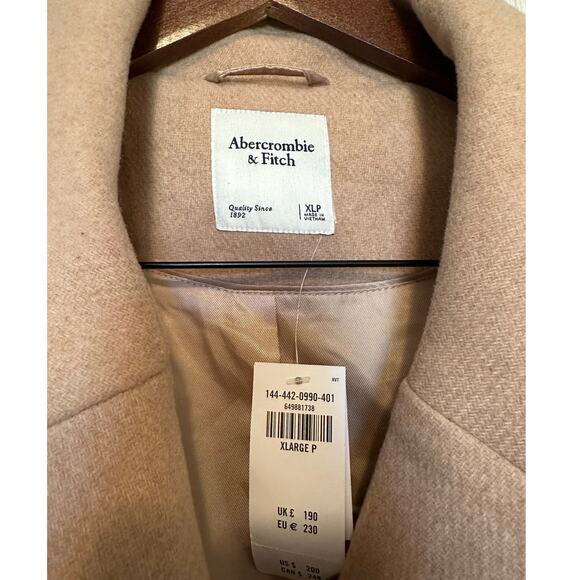 Abercrombie & Fitch Short Wool Blend Light Tan Coat Size XL Petite - Picture 3 of 7